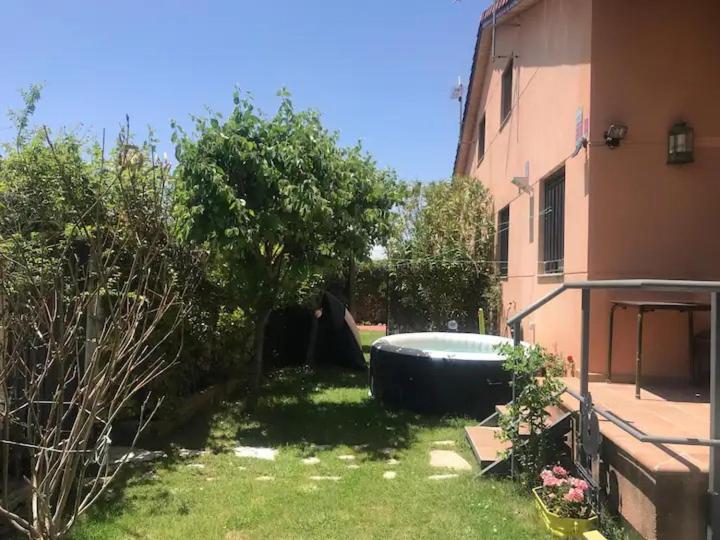 Acogedora Casa Con Verde Jardin By Cabana Rentals Ituero y Lama Kültér fotó